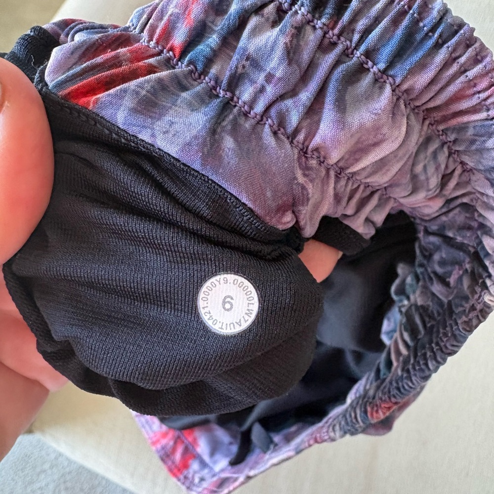Lululemon hotty hot shorts